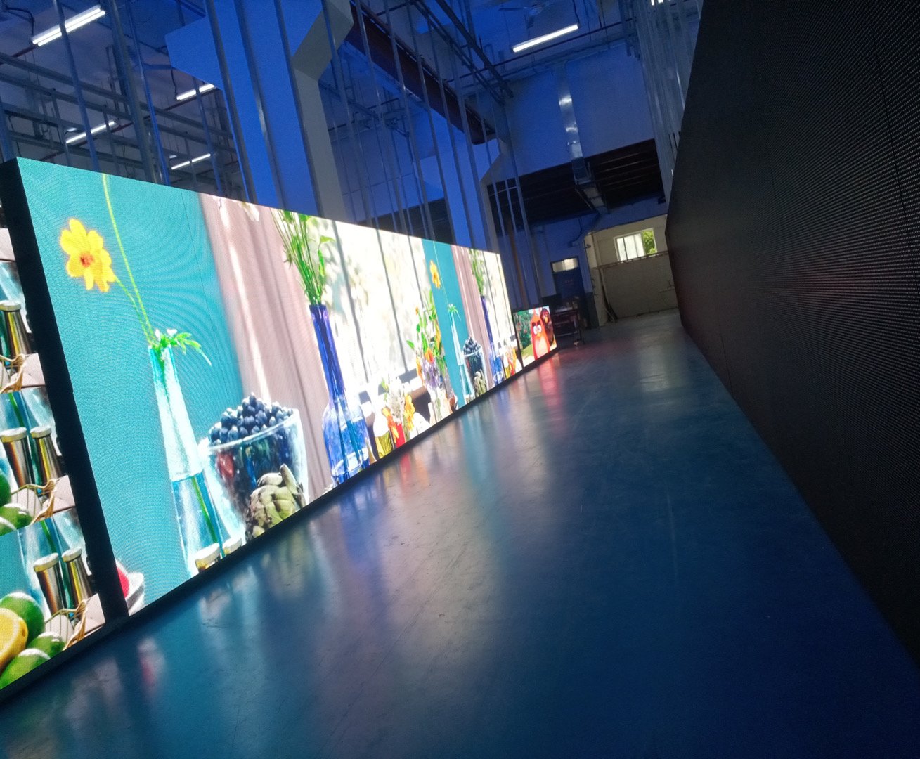 1757069130989214.jpg full-color-led-display-p5 outdoor-led-displays.jpg